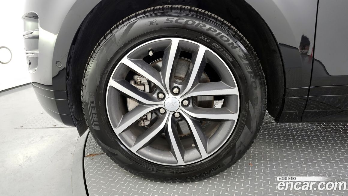 Land Rover Range Rover Evoque 2024
