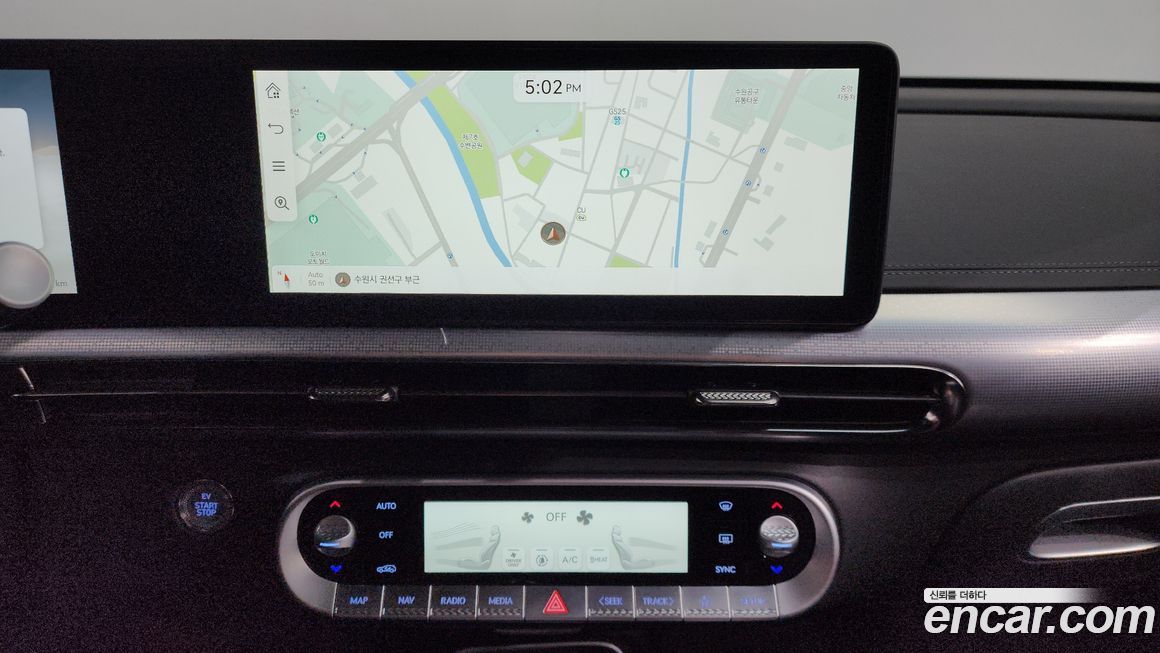 Genesis GV60 2023