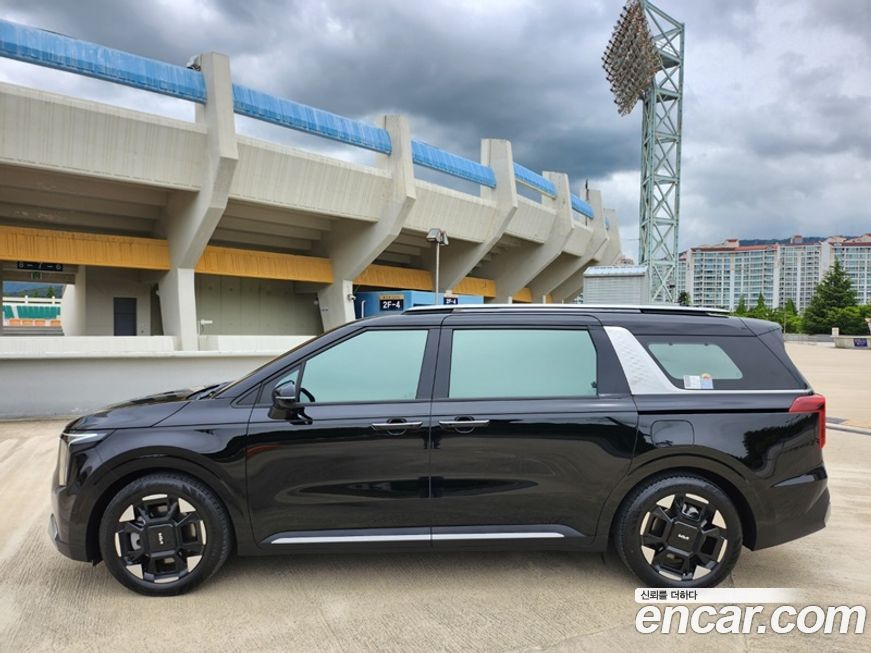 Kia Canival 2024
