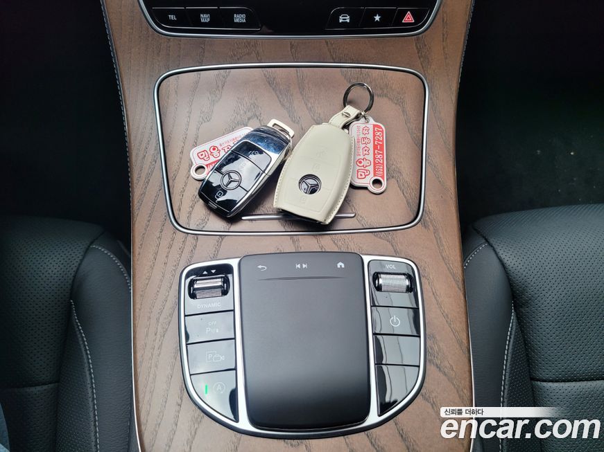 Mercedes-Benz E-Class 2023