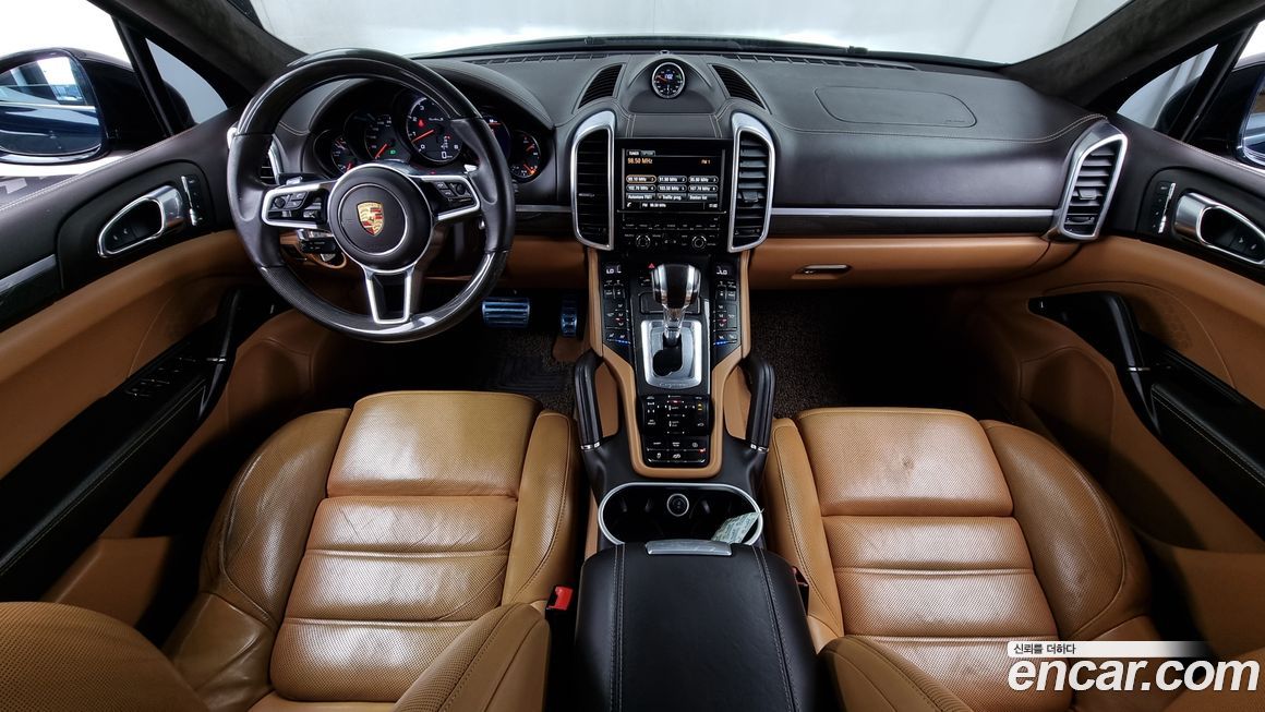 Porsche Cayenne 2016