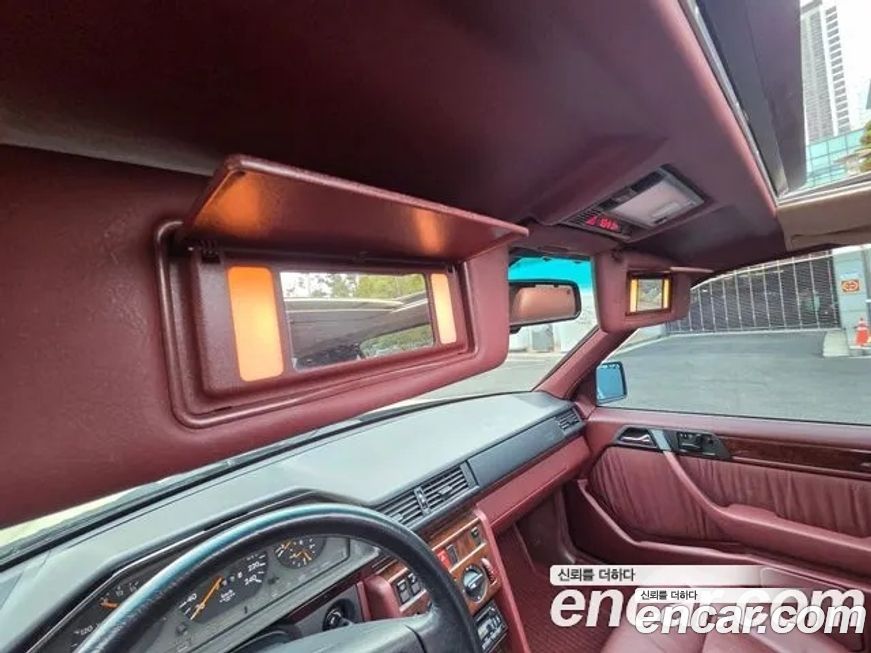 Mercedes-Benz E-Class 1995