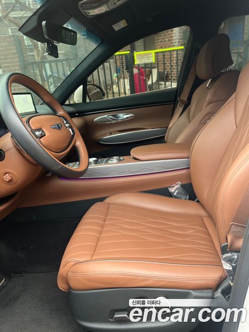 Genesis GV70 2024