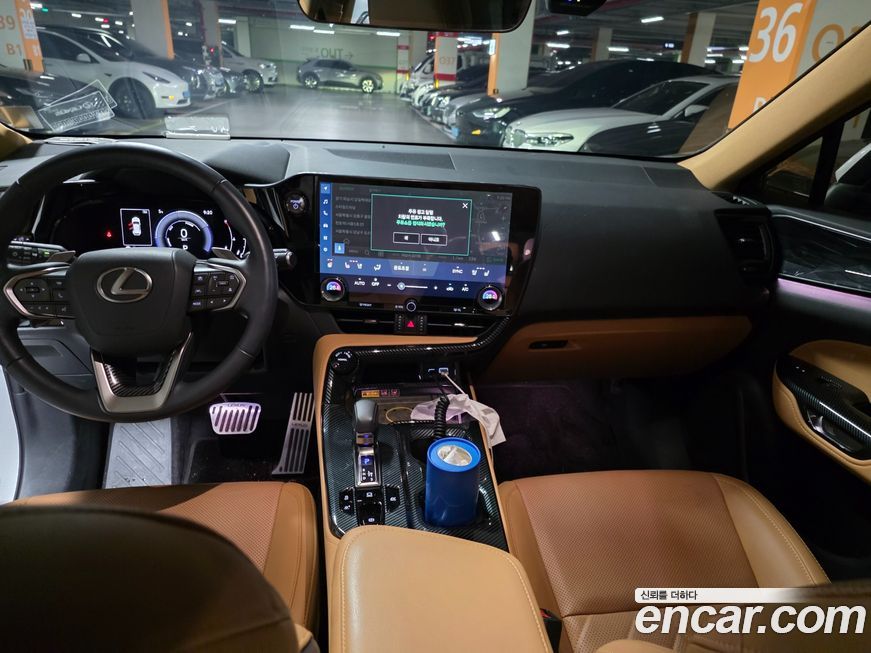 Lexus NX 2025