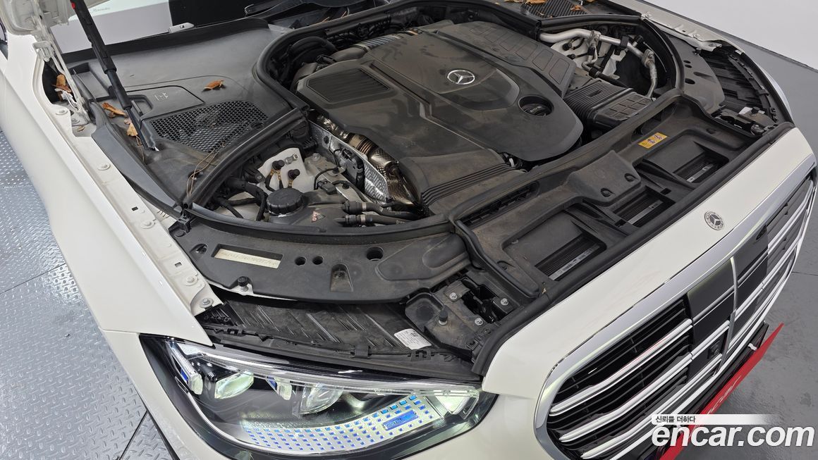 Mercedes-Benz S-Class 2022