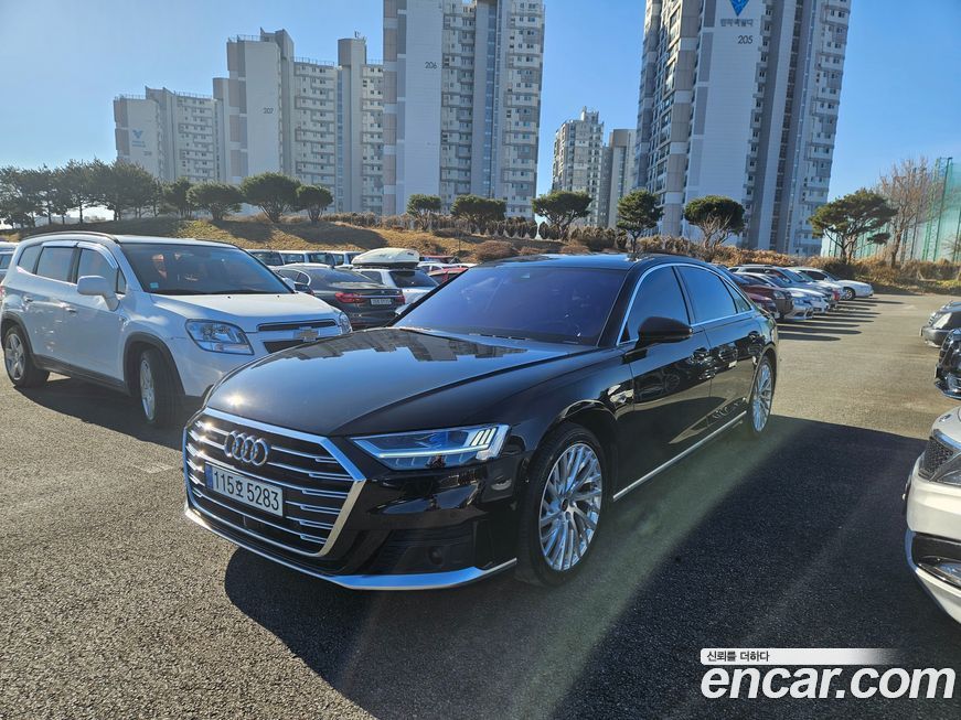 Audi A8 2021
