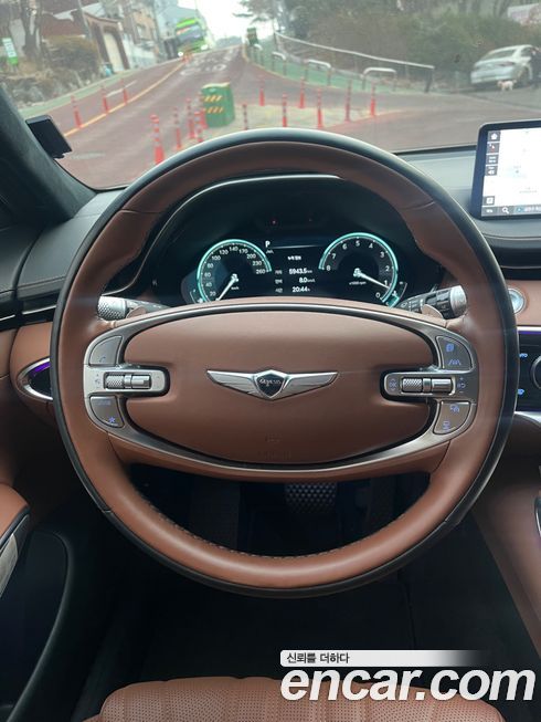 Genesis GV70 2024