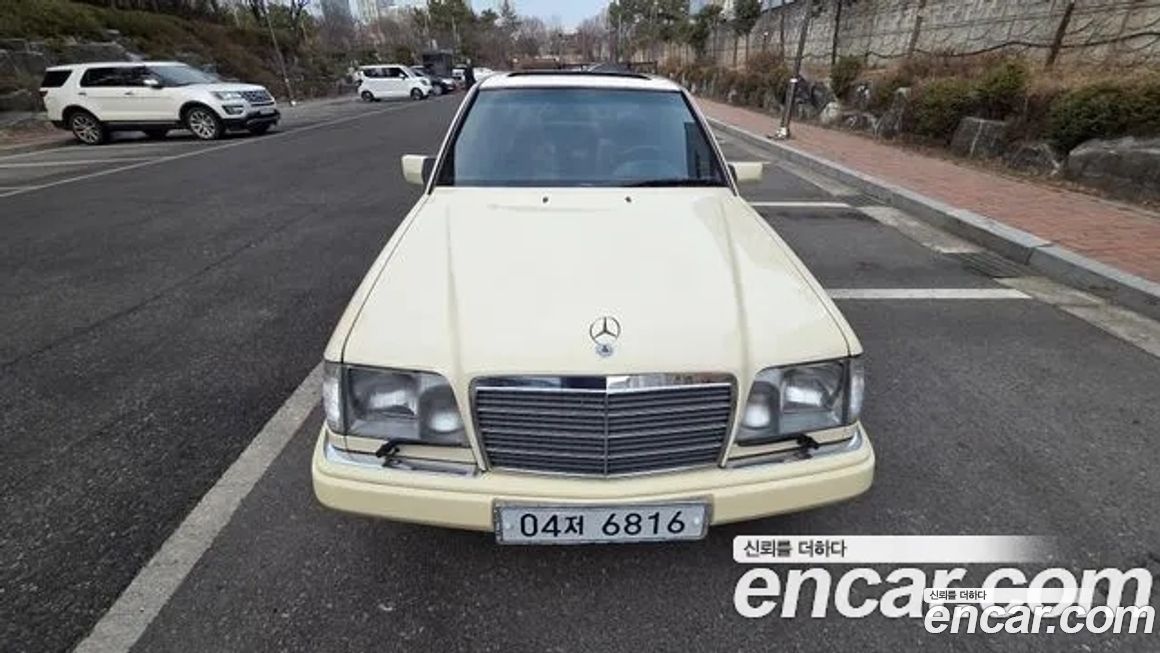Mercedes-Benz E-Class 1995