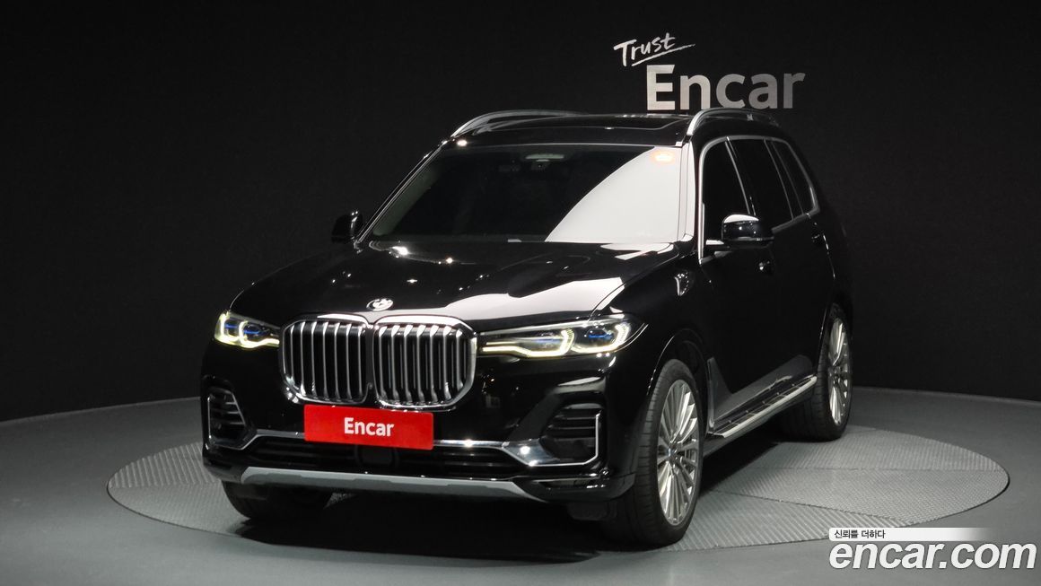 BMW X7 2021