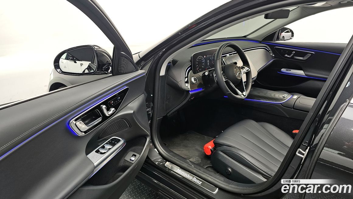 Mercedes-Benz E-Class 2025