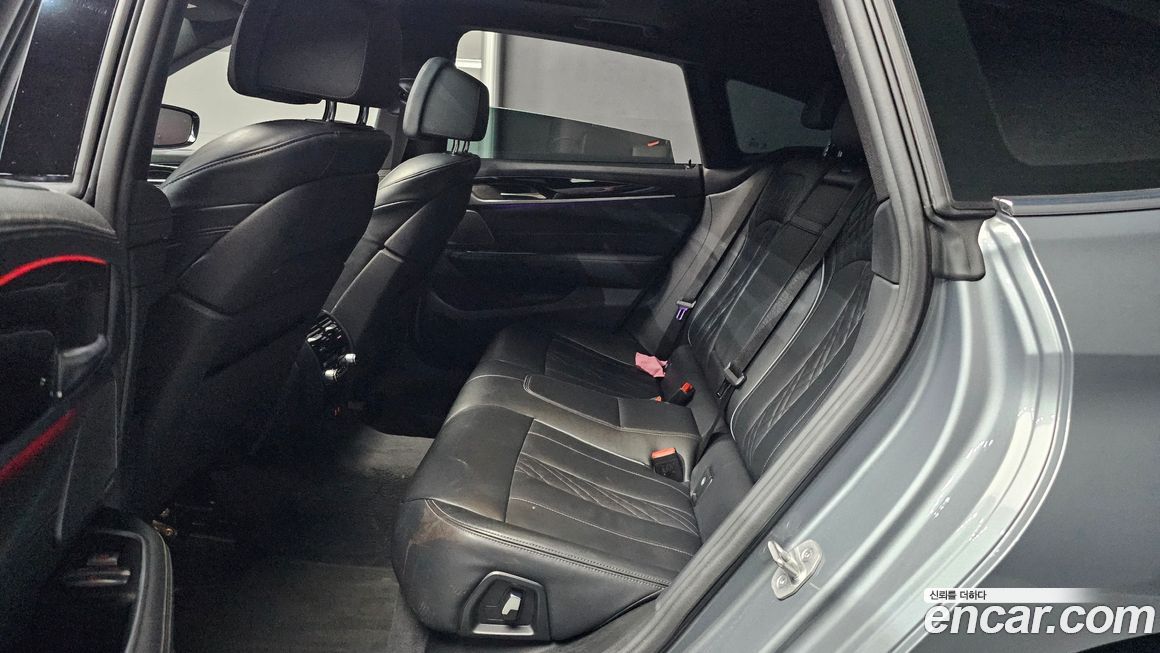 BMW Gran Turismo 2024