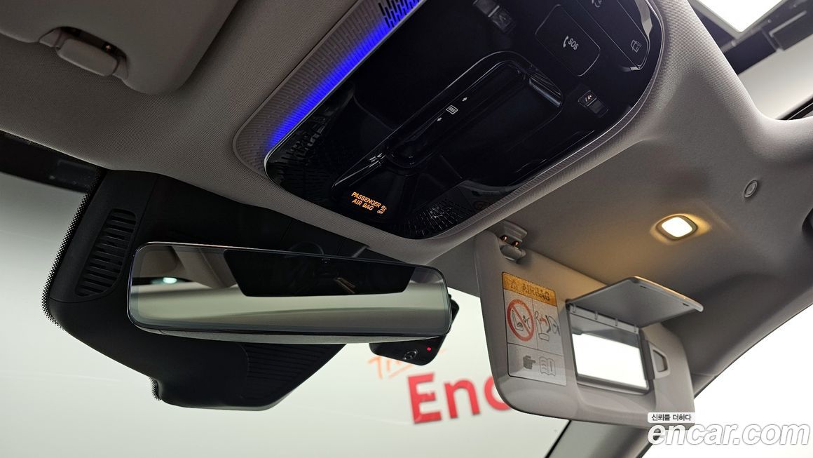 Mercedes-Benz E-Class 2025