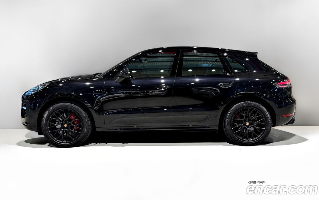 Porsche Macan 2020