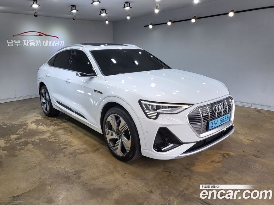 Audi e-tron 2021
