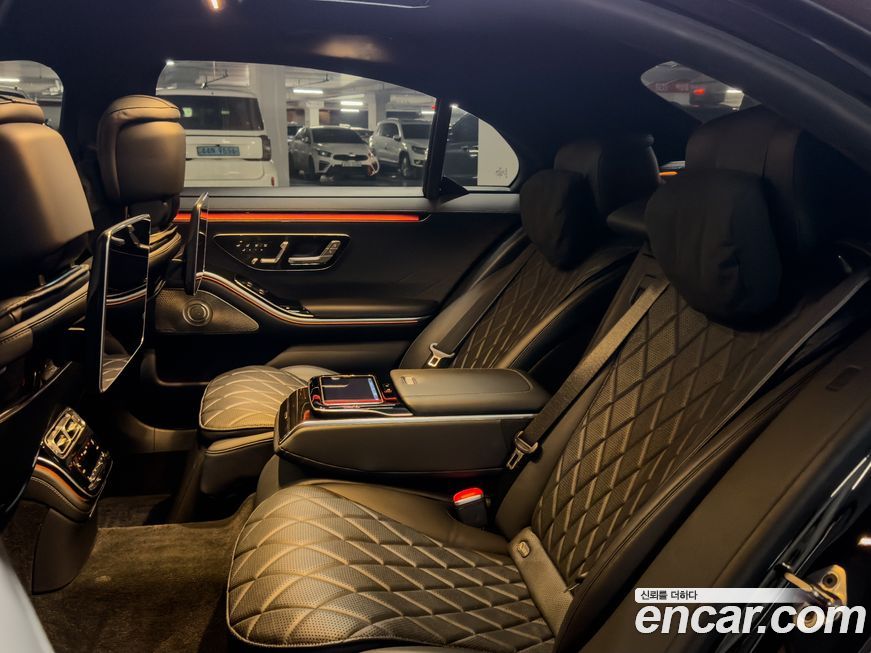 Mercedes-Benz S-Class 2021