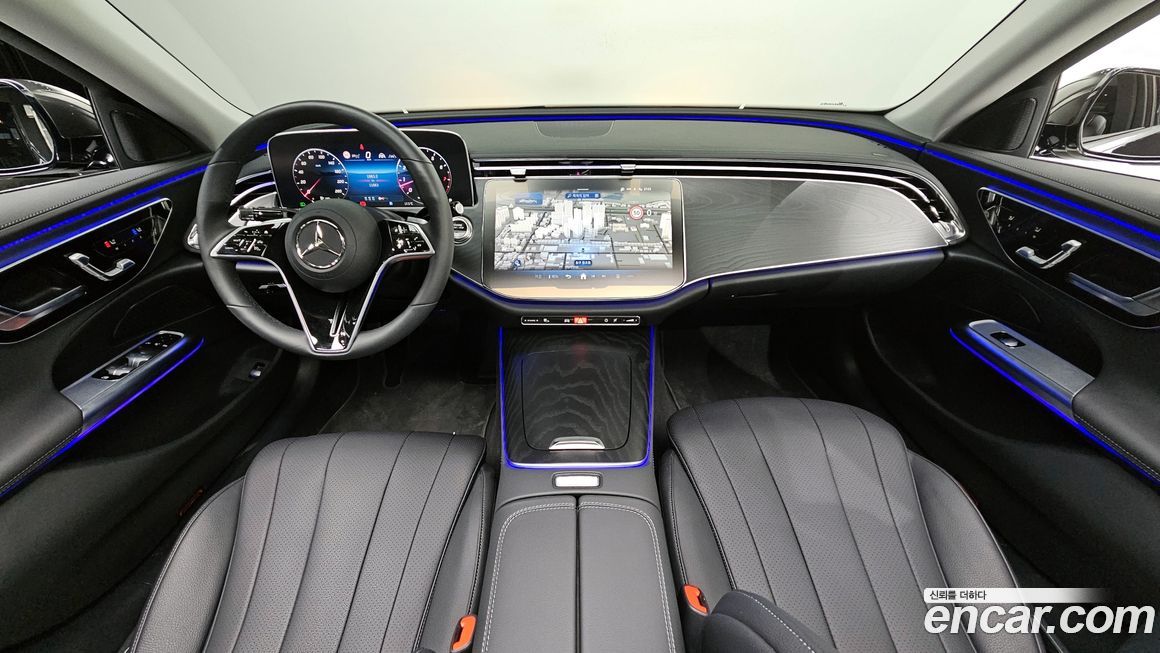 Mercedes-Benz E-Class 2025