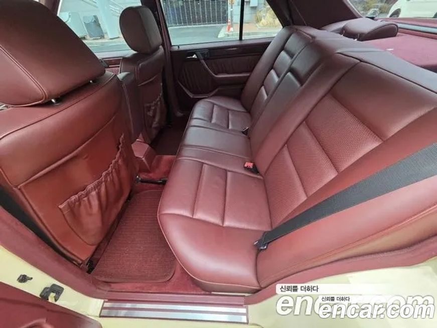 Mercedes-Benz E-Class 1995