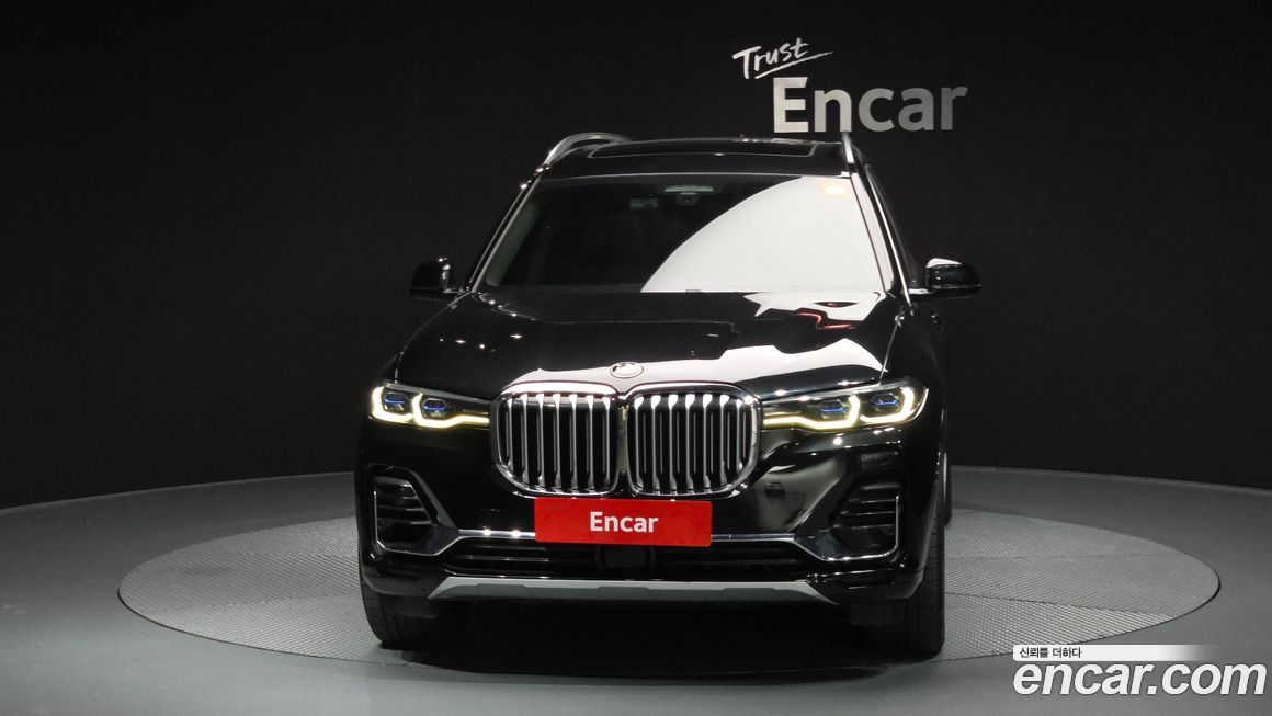 BMW X7 2021