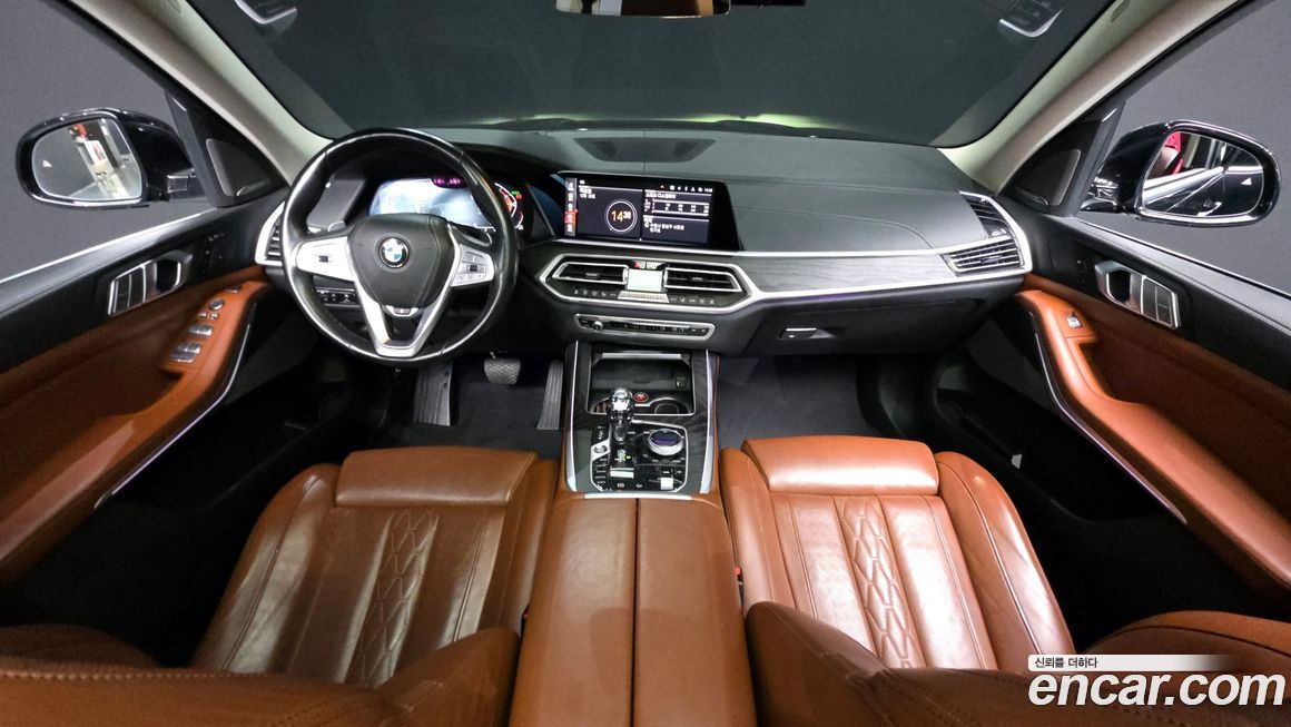 BMW X7 2021