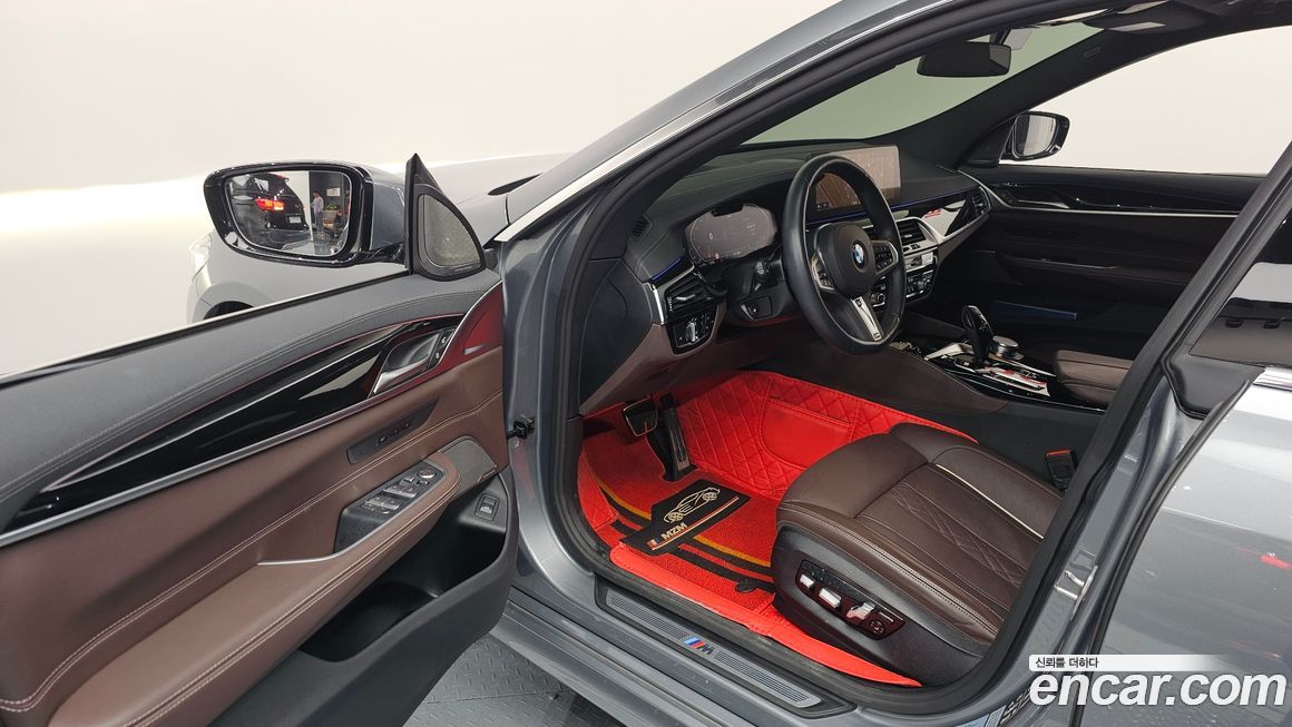 BMW Gran Turismo 2023