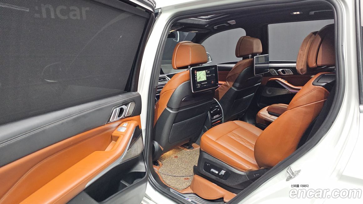 BMW X7 2022