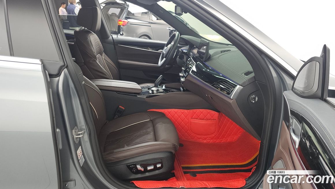 BMW Gran Turismo 2023