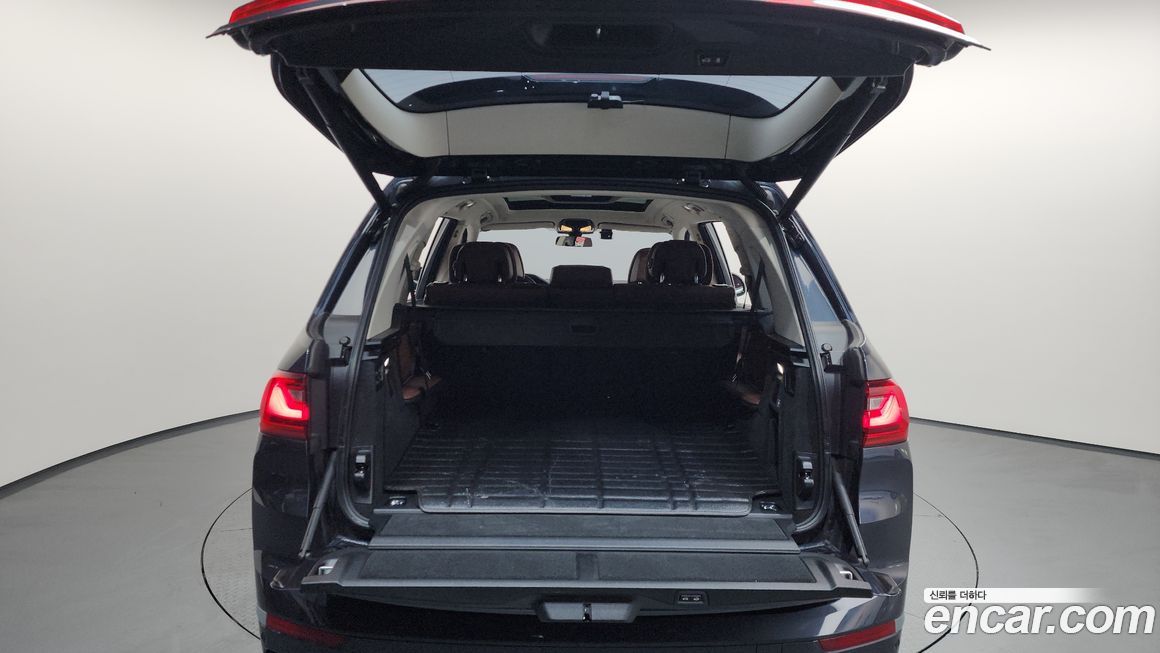 BMW X7 2022