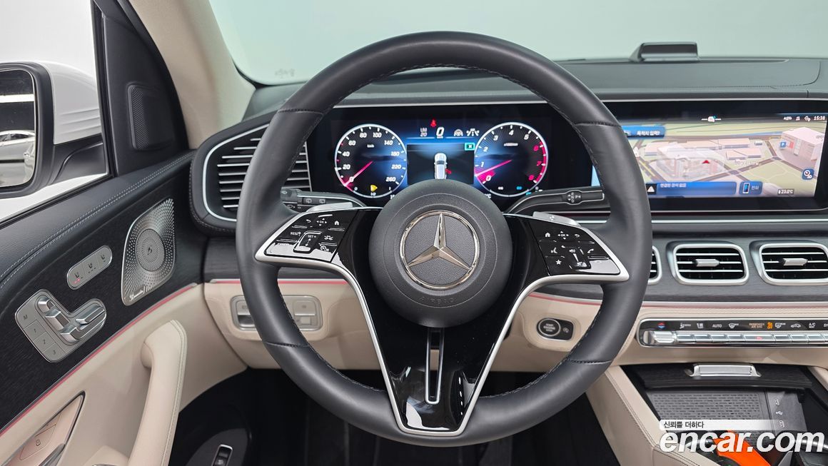 Mercedes-Benz GLE-Class 2025