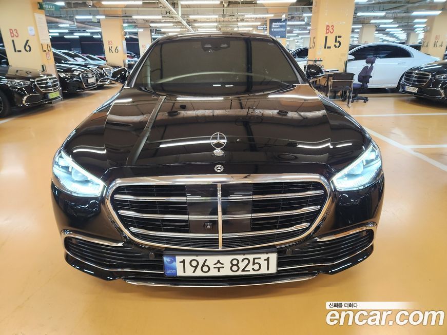 Mercedes-Benz S-Class 2022