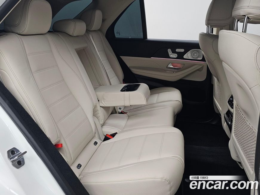 Mercedes-Benz GLE-Class 2025