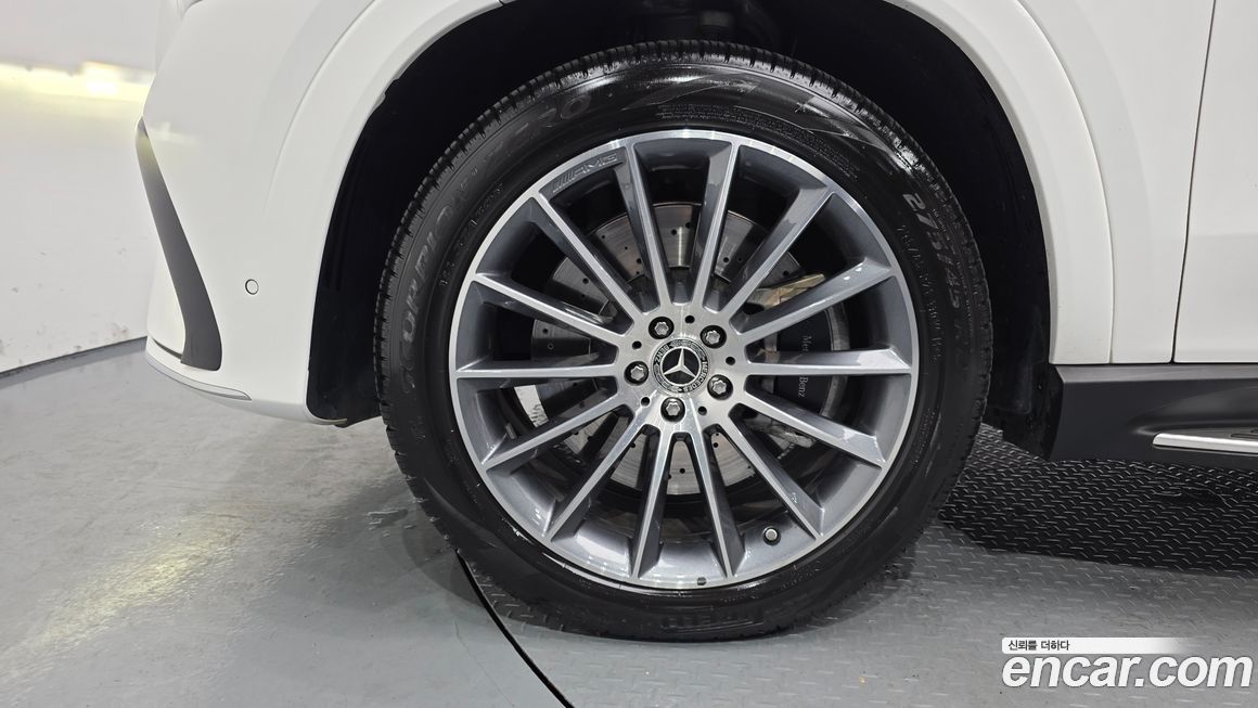 Mercedes-Benz GLE-Class 2025