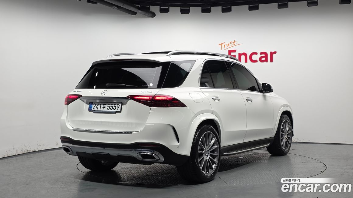 Mercedes-Benz GLE-Class 2025