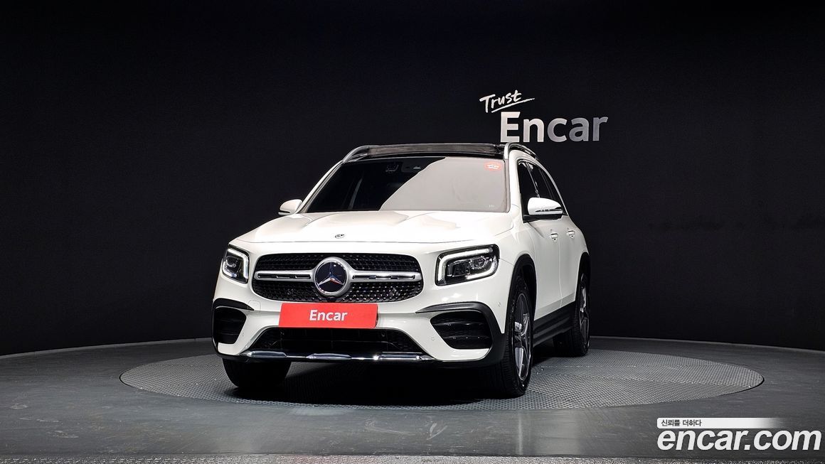 Mercedes-Benz GLB-Class 2021