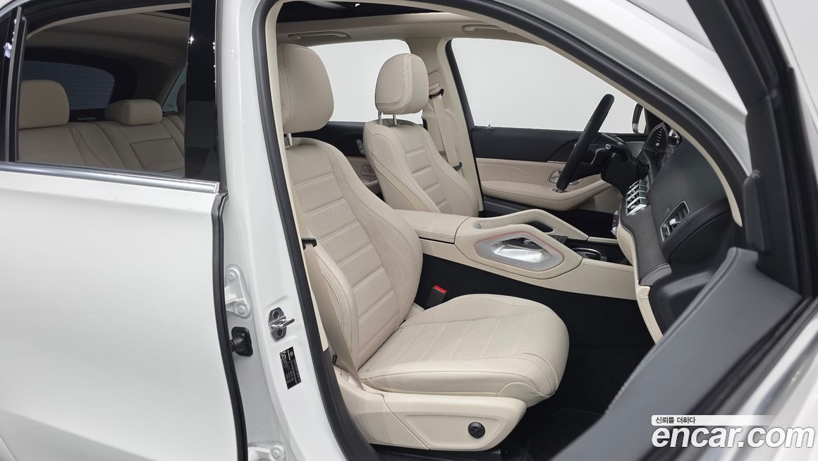 Mercedes-Benz GLE-Class 2025