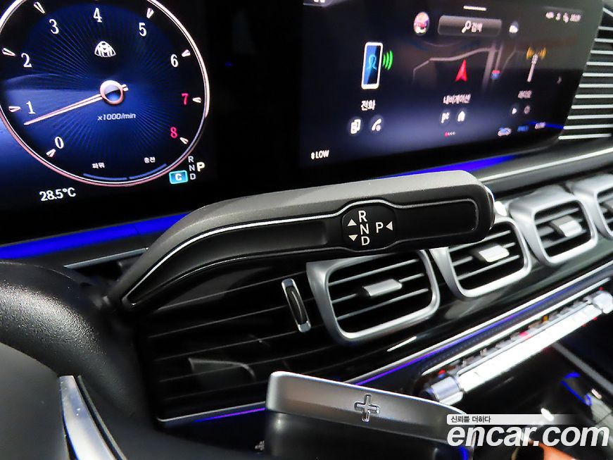 Mercedes-Benz GLS-Class 2024