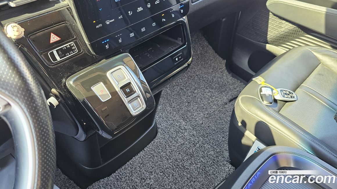 Hyundai Staria 2022