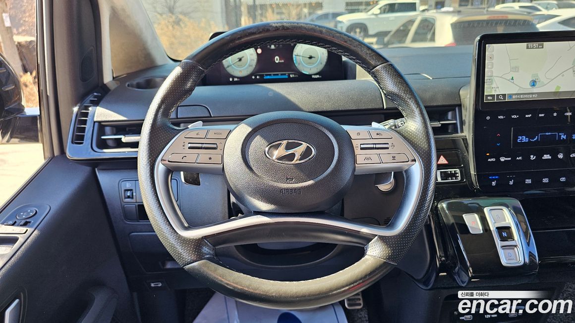 Hyundai Staria 2022