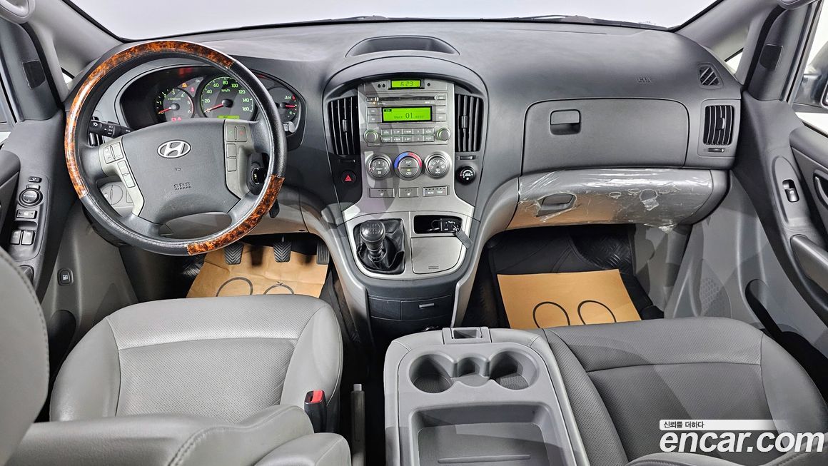 Hyundai Starex 2016