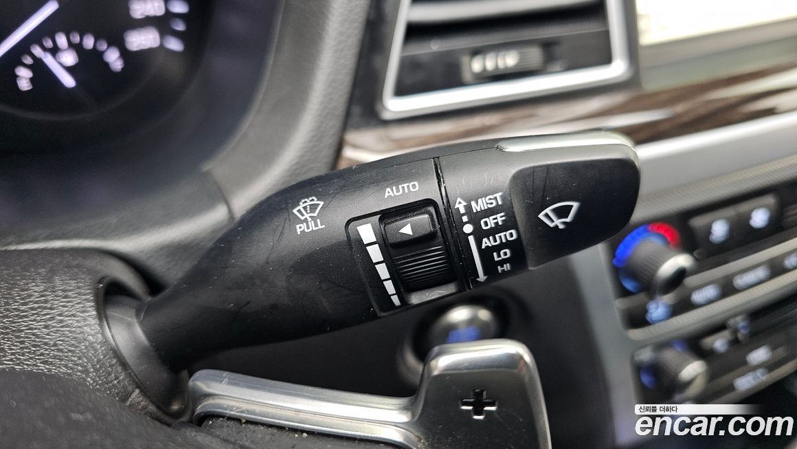 Genesis G80 2018