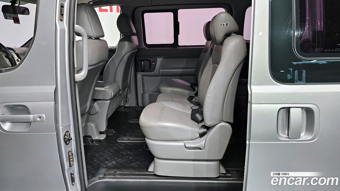Hyundai Starex 2016