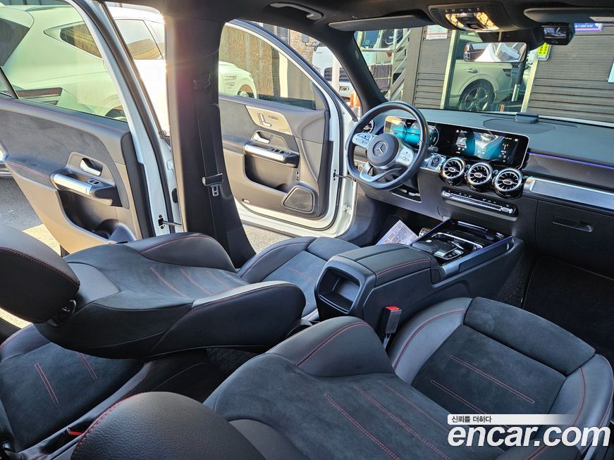 Mercedes-Benz GLB-Class 2020