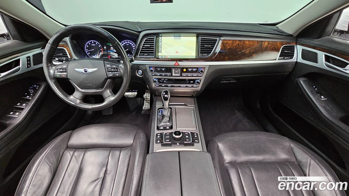 Hyundai Genesis 2016