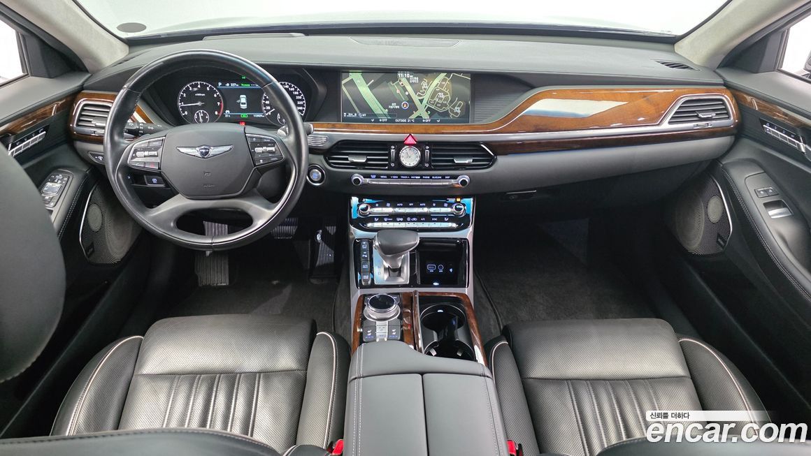 Genesis EQ900 2016