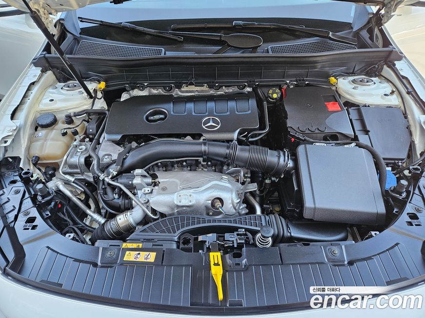 Mercedes-Benz GLB-Class 2020