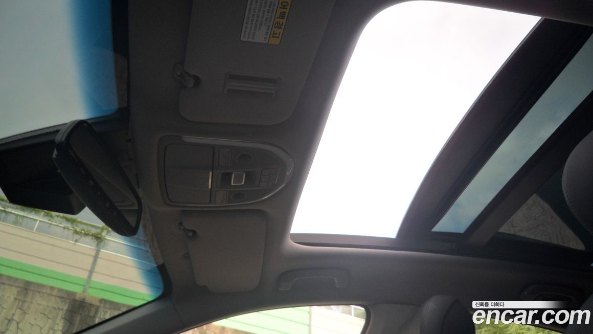 Hyundai Genesis 2015