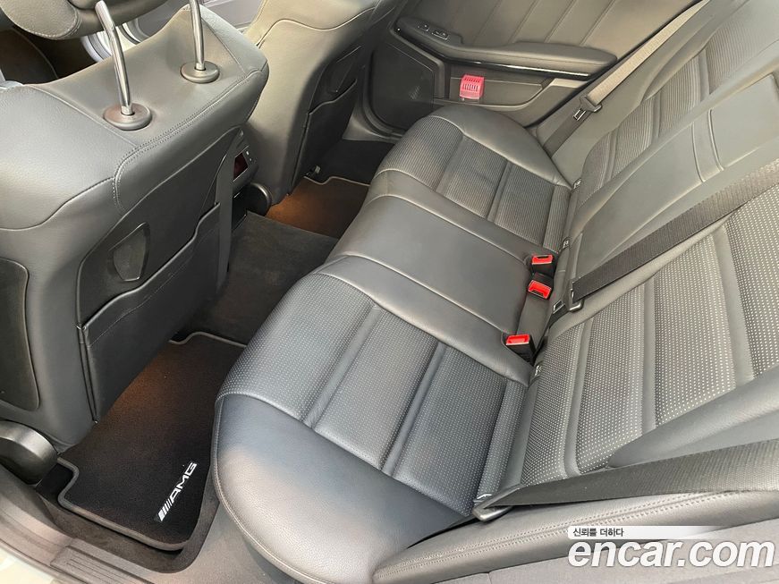 Mercedes-Benz E-Class 2010