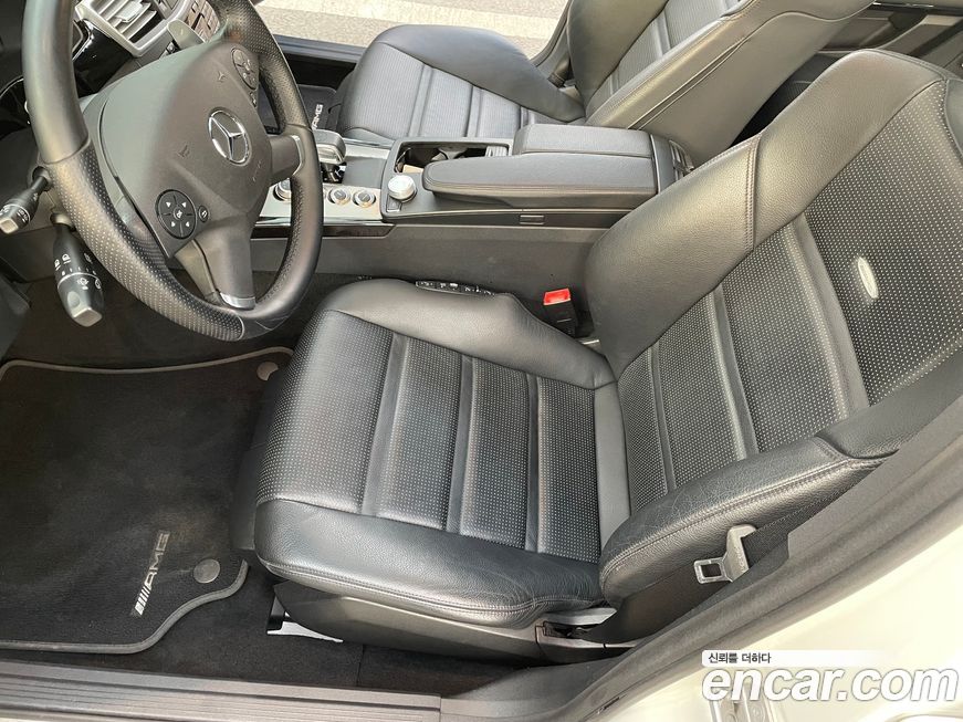 Mercedes-Benz E-Class 2010