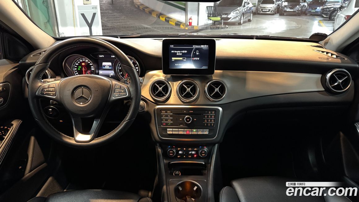 Mercedes-Benz GLA-Class 2018