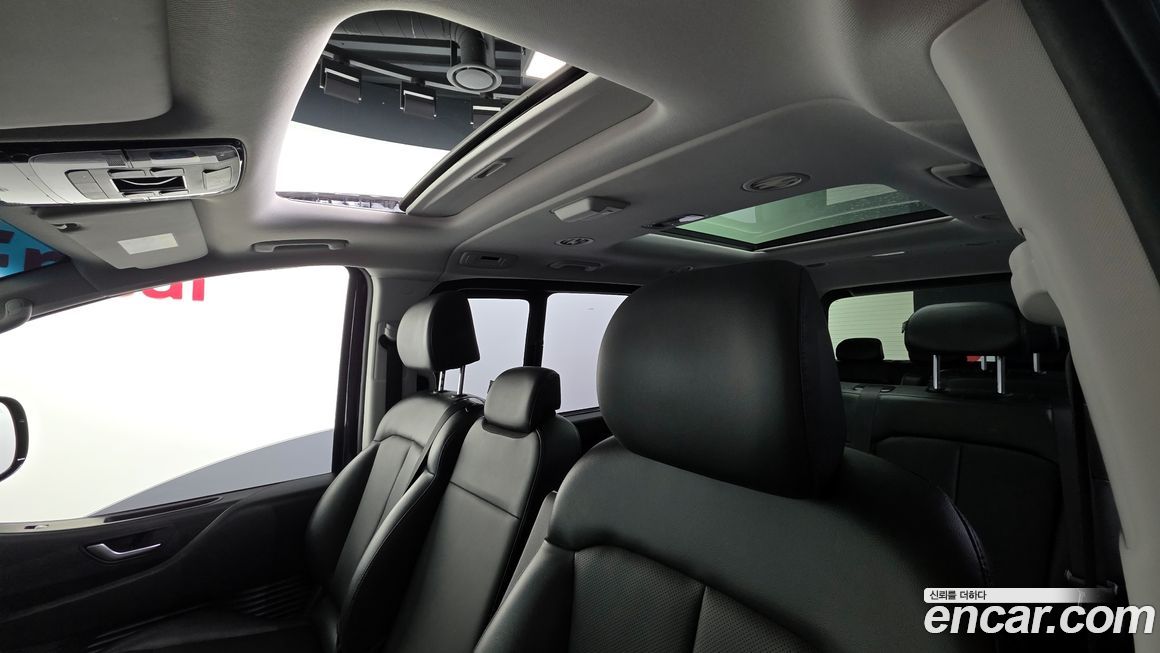 Hyundai Staria 2022