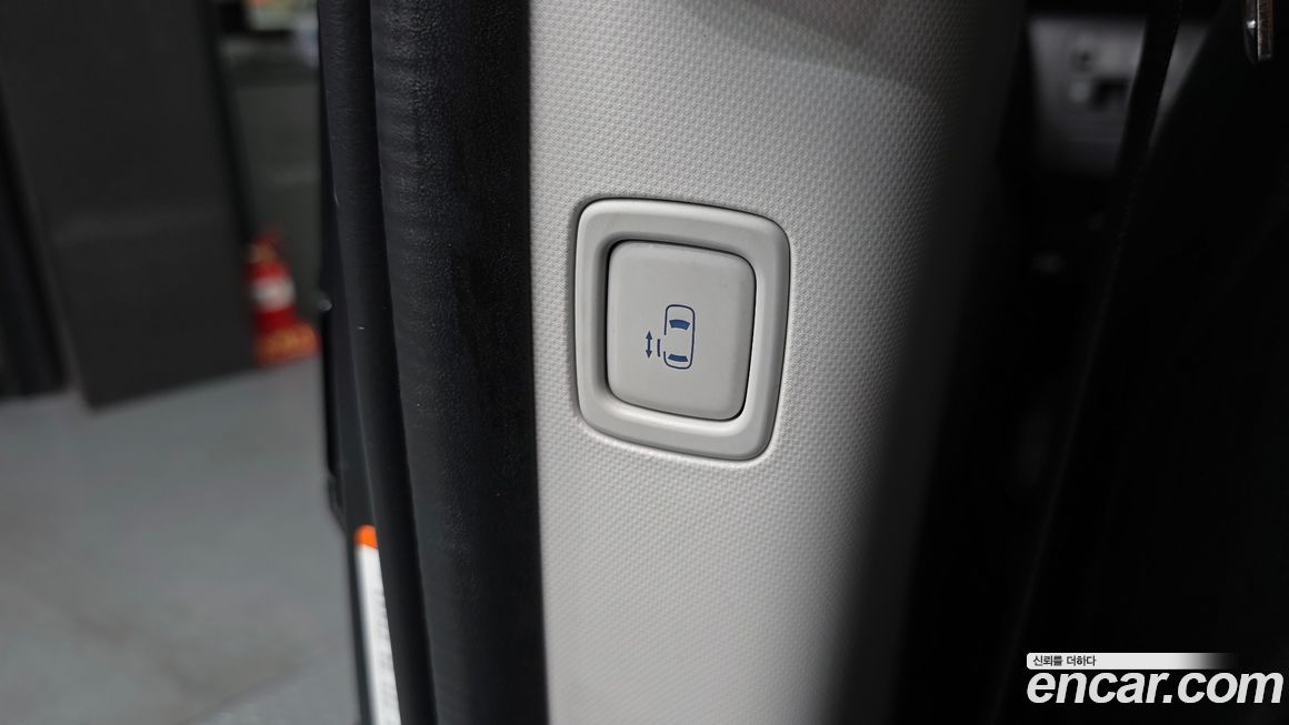 Hyundai Staria 2022